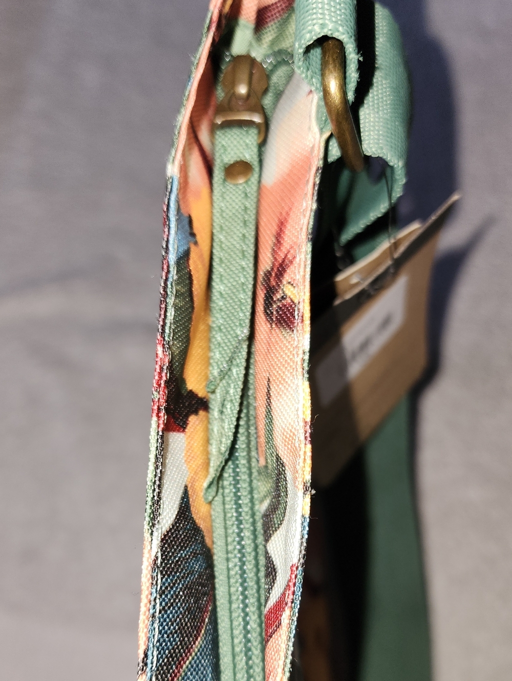 Dakine Women's Jo Jo Island Spring Crossbody Bag New - Picture 8 of 10